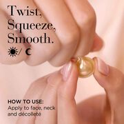 Twist, Squeeze, Smooth Day and Night. Apply to face, neck and décolleté
